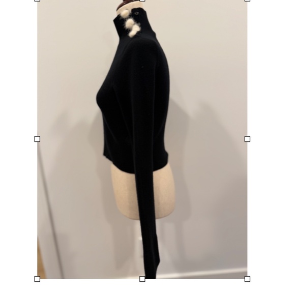 Louis Vuitton Black Cashmere Crop Sweater with Mink pom poms - Picture 3 of 6